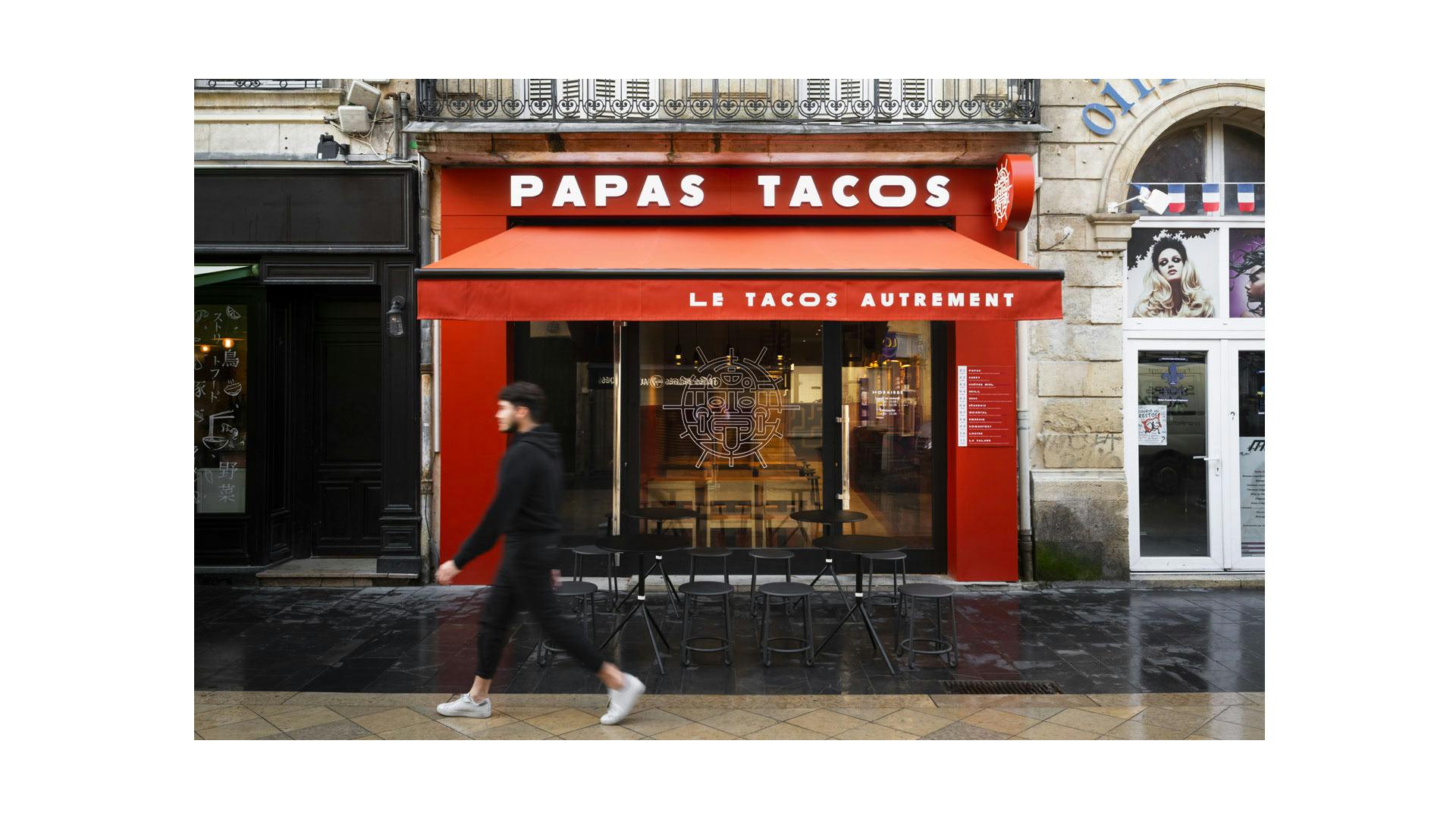 Papas Tacos Bordeaux storefront, rollerblinds and sign