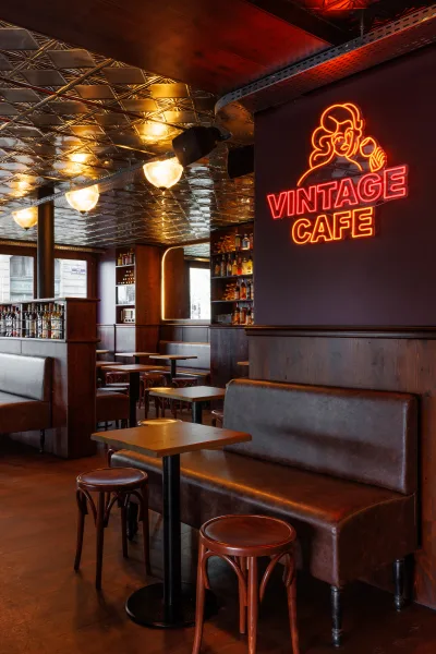 Vintage Café